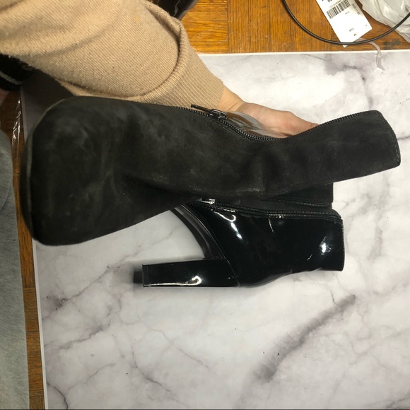 Nine West Womens ankle boot 9 black triangle heel - Picture 9 of 13